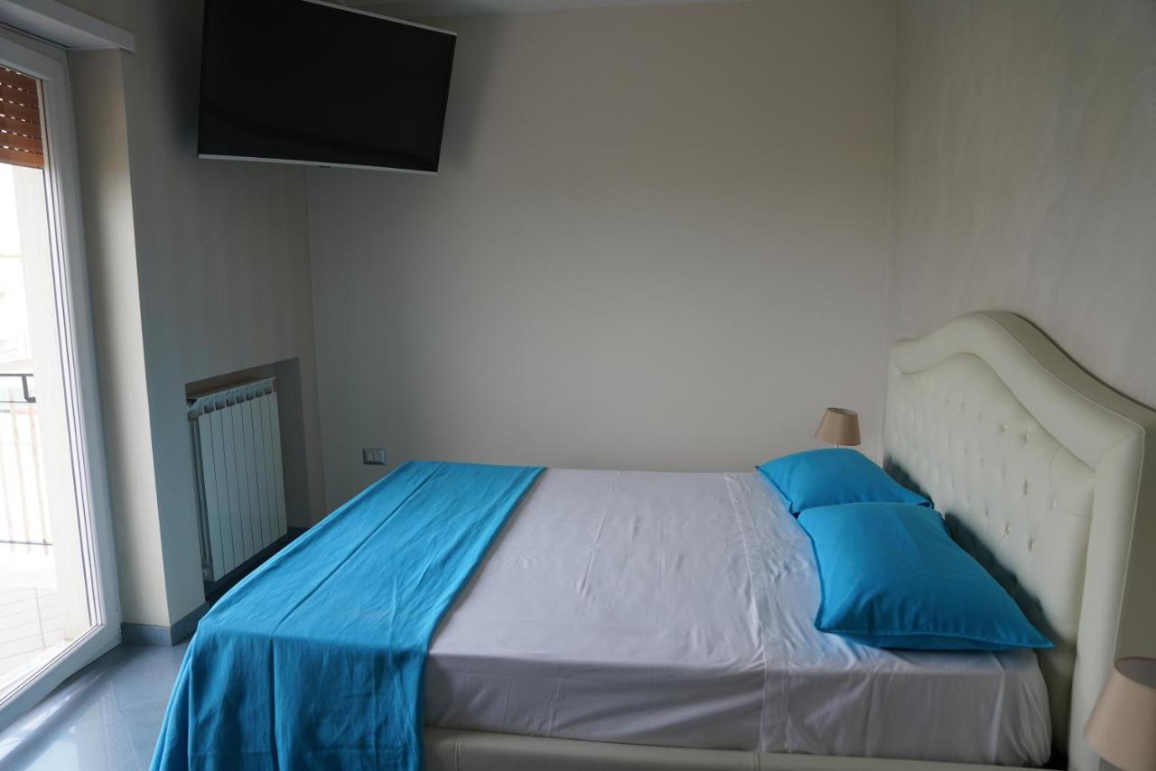 Guest House Emily Suites Sorrento Eksteriør bilde