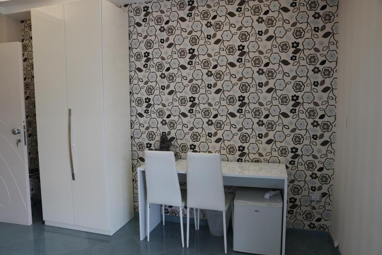 Guest House Emily Suites Sorrento Eksteriør bilde