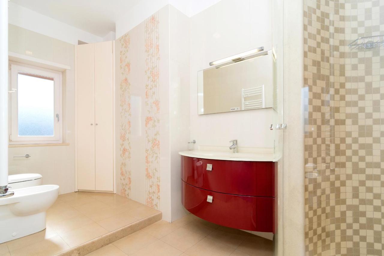 Guest House Emily Suites Sorrento Eksteriør bilde