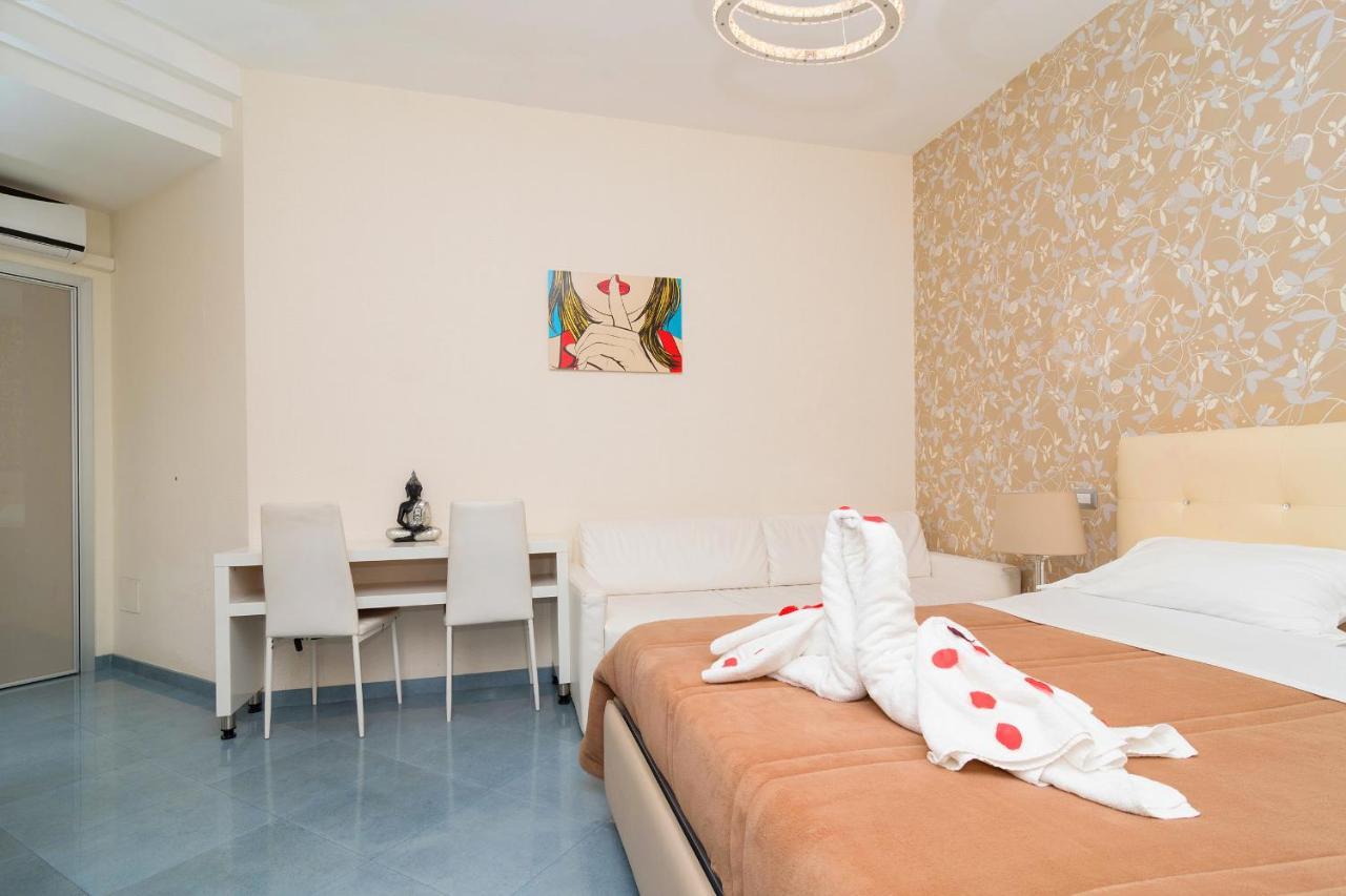 Guest House Emily Suites Sorrento Eksteriør bilde